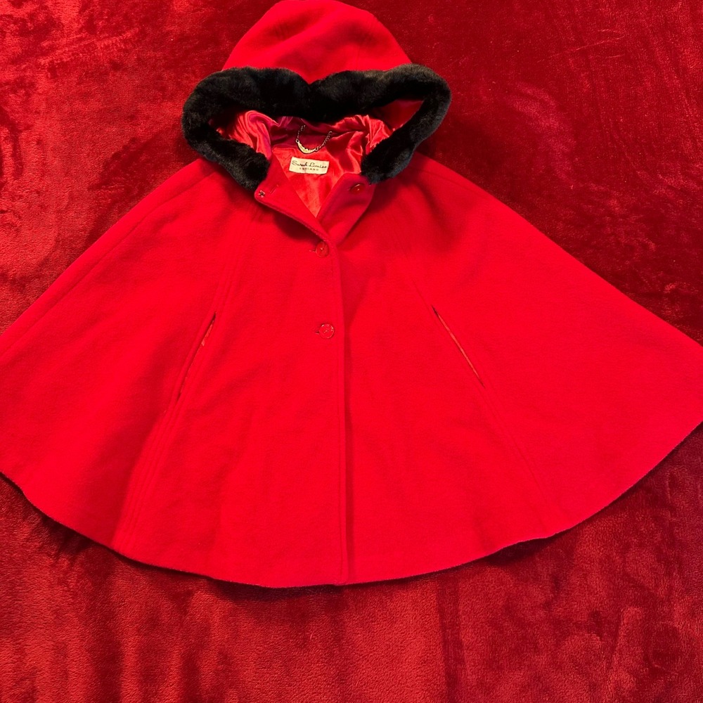 Sarah Louise England Girls Red Hooded Cape Coat Wool Cashmere Age 4 YEARS